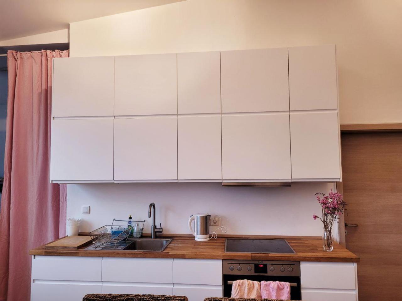 Room In Berlin City Center Екстериор снимка