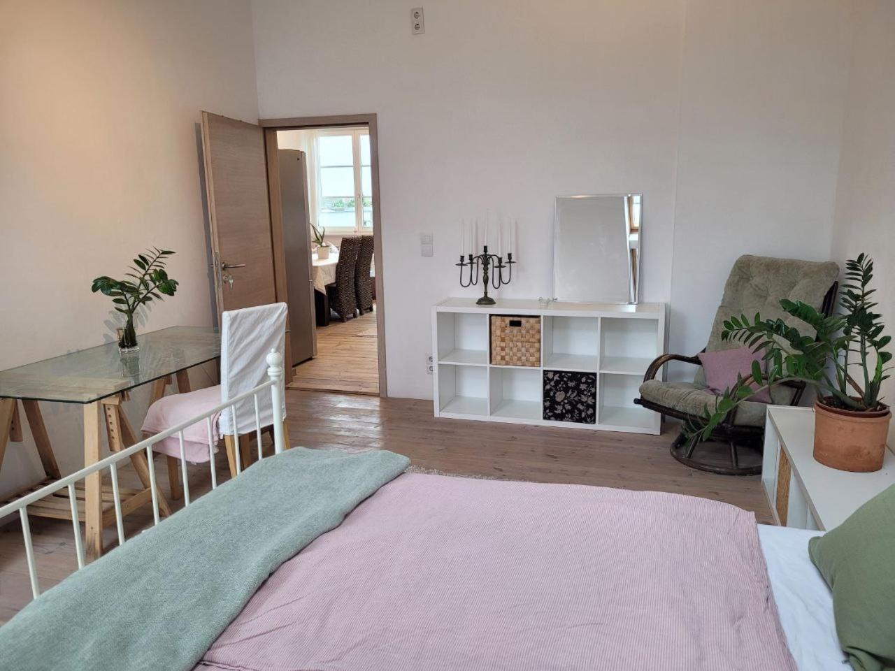Room In Berlin City Center Екстериор снимка